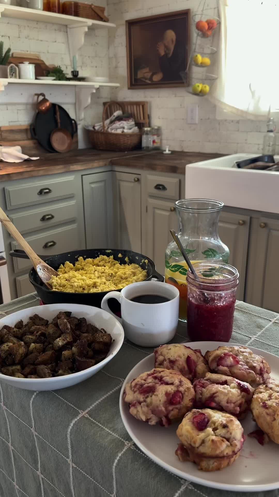 @Home Of Her Own | Clarissa