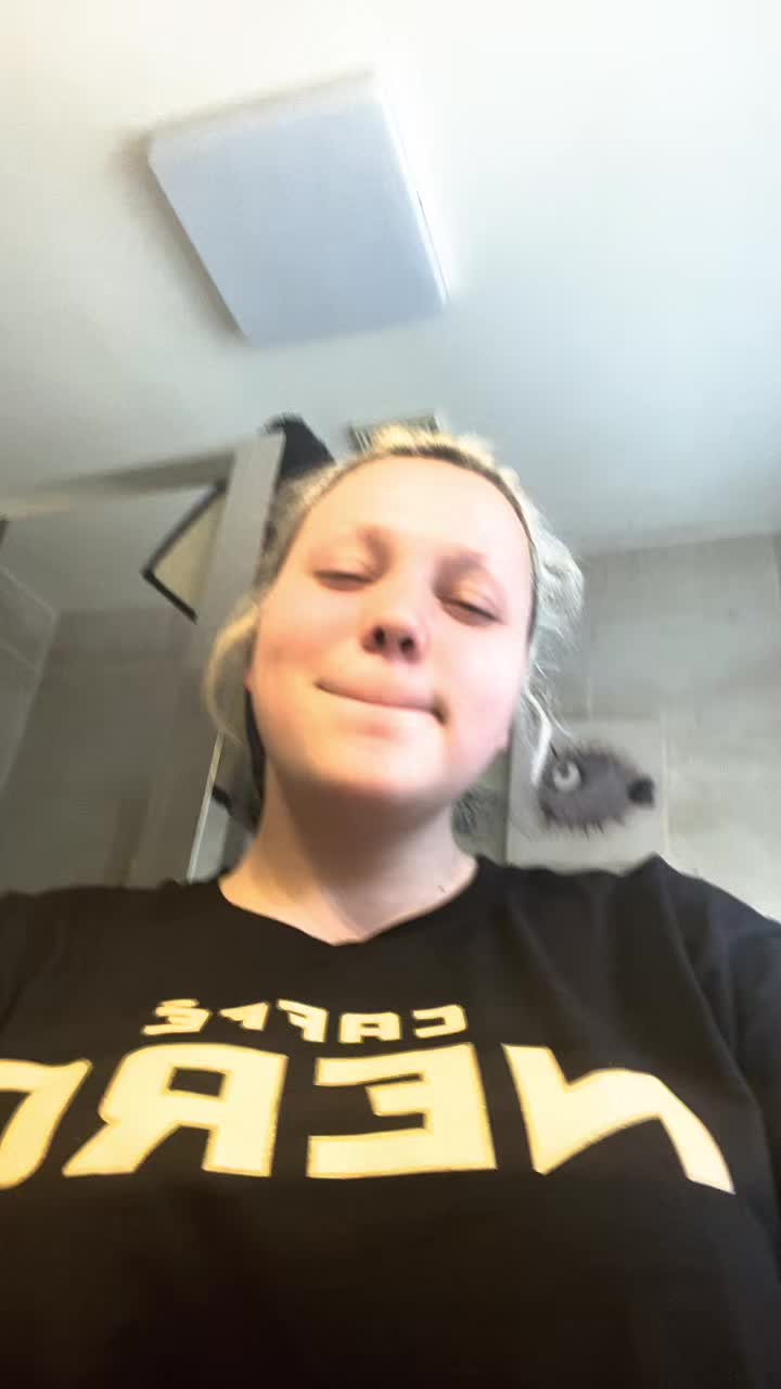 @Sophie May