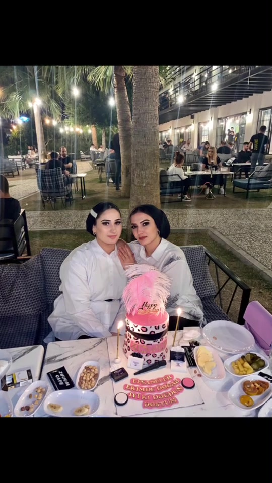 @Zeynep Akay