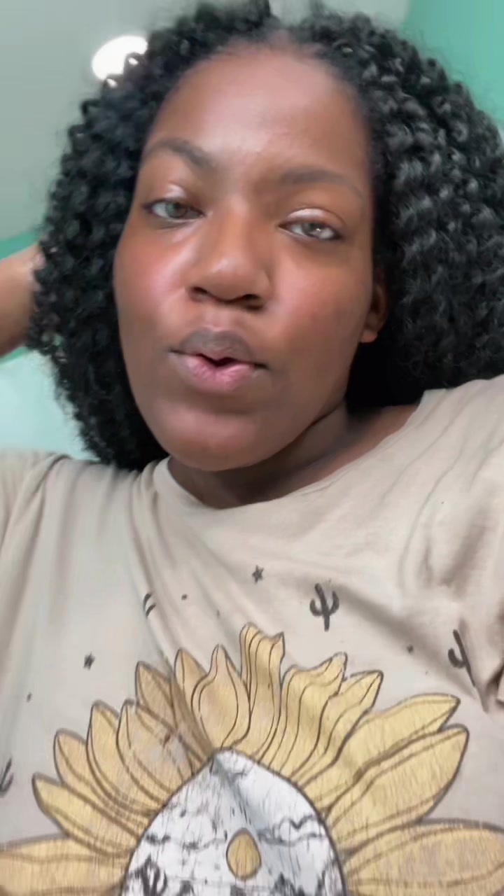 @royalsviolet