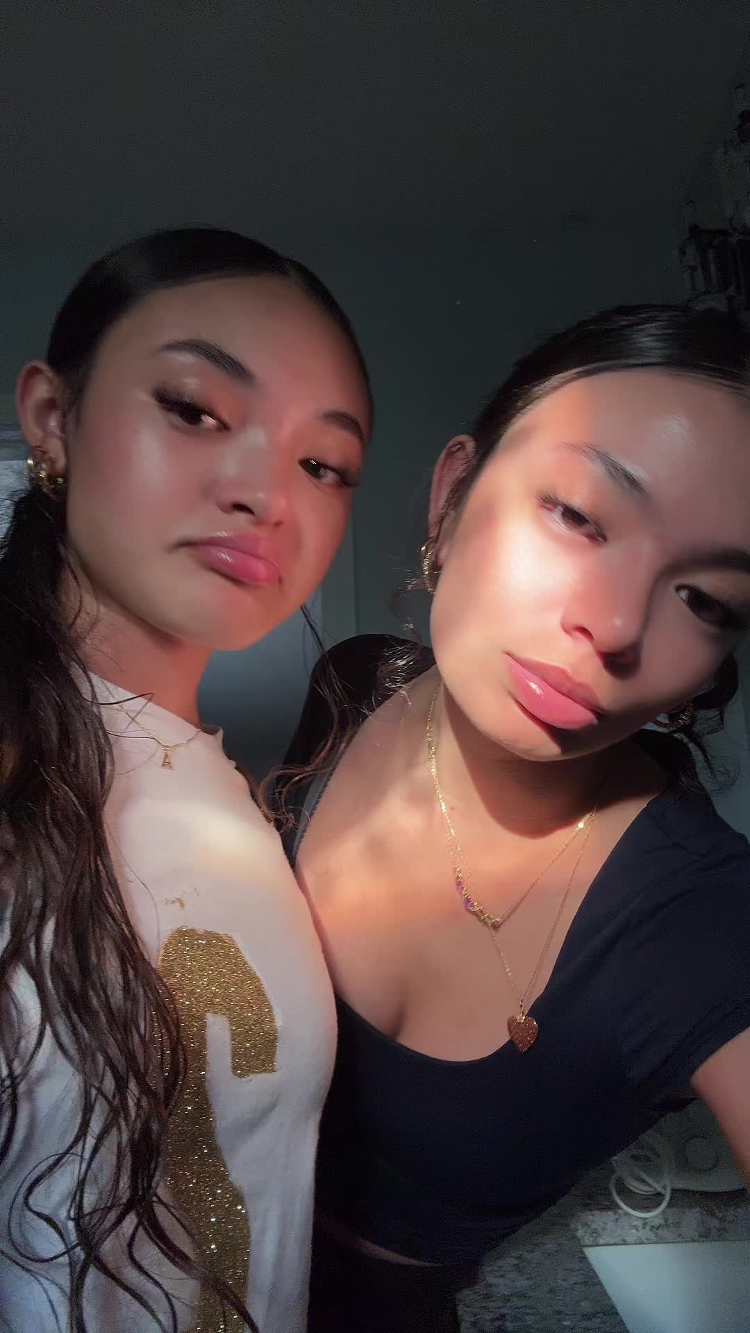 @Victoria