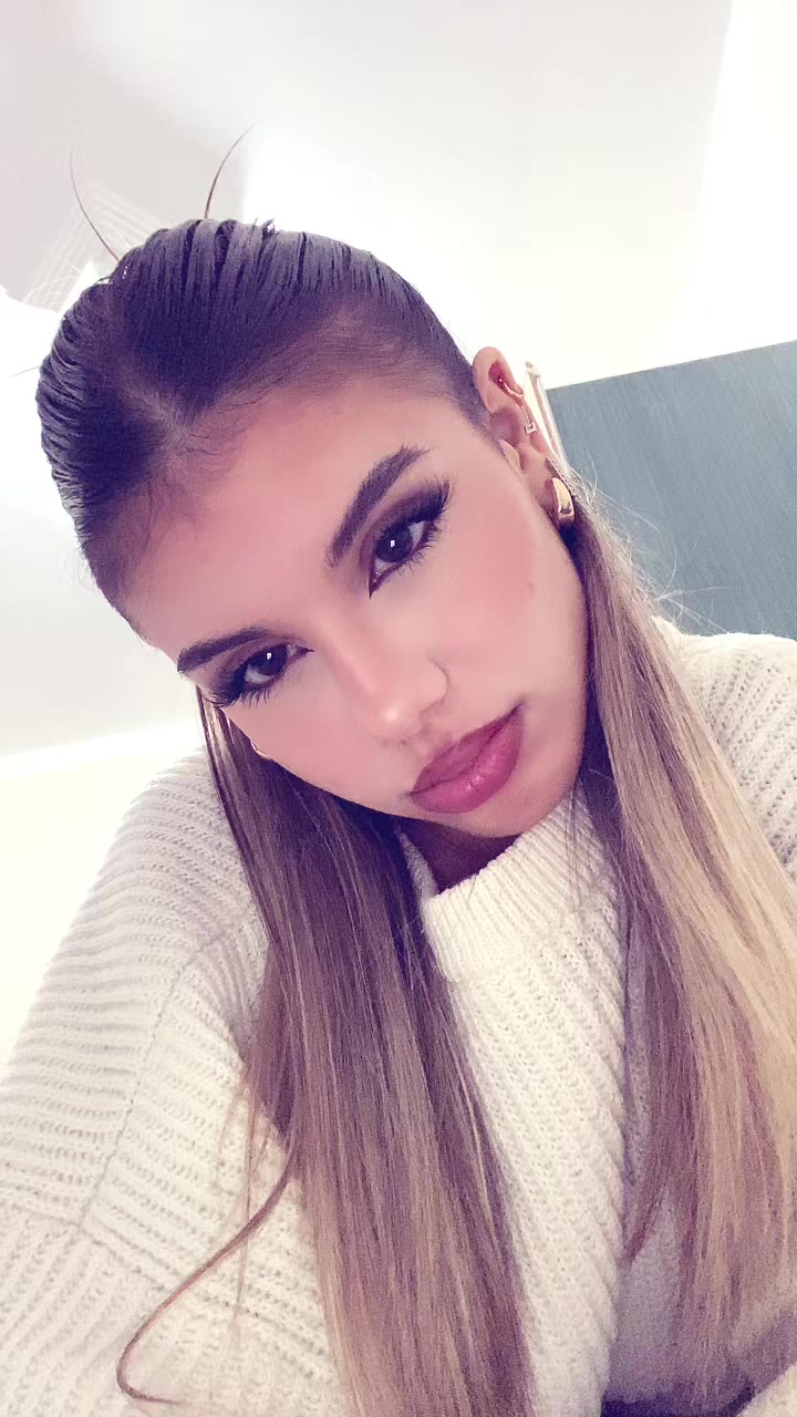 @Francesca-