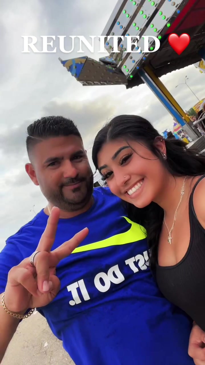 @Nayeli