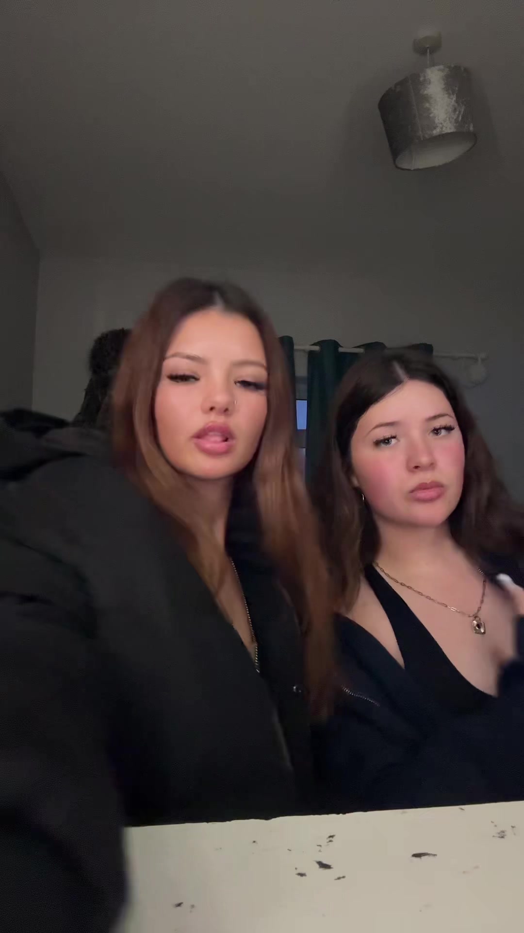 @️ 𝒟 𝒞 𝐿