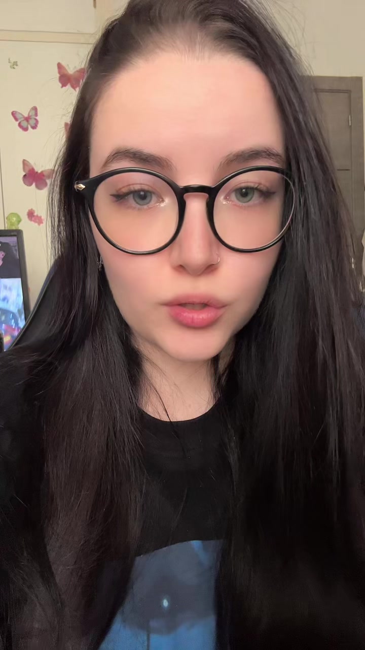 @🦋🐱
