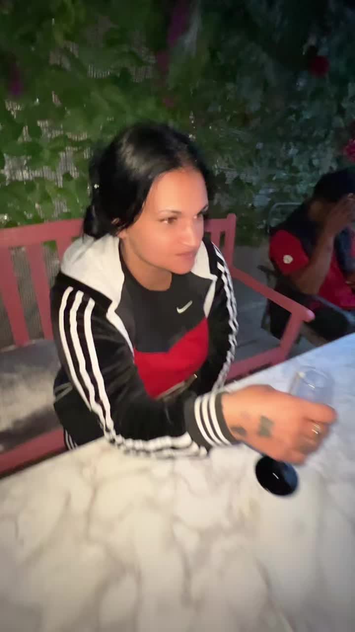 @Ana
