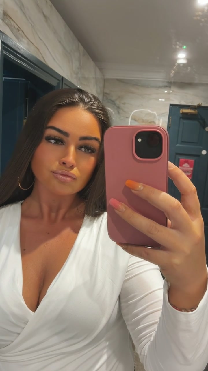 @Anne Marie 💫