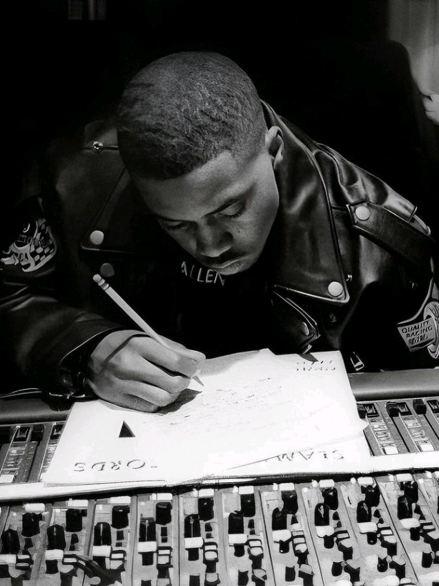 @𝔸𝕘𝕦𝕤 𝕄.