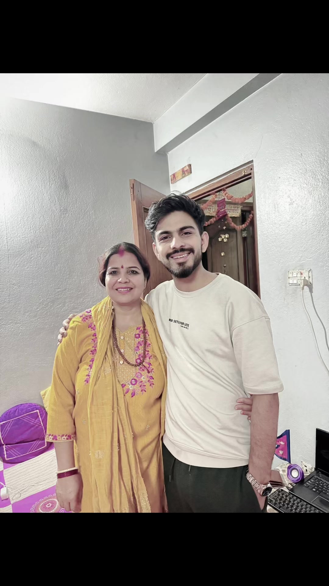 @सरोज देबकोटा