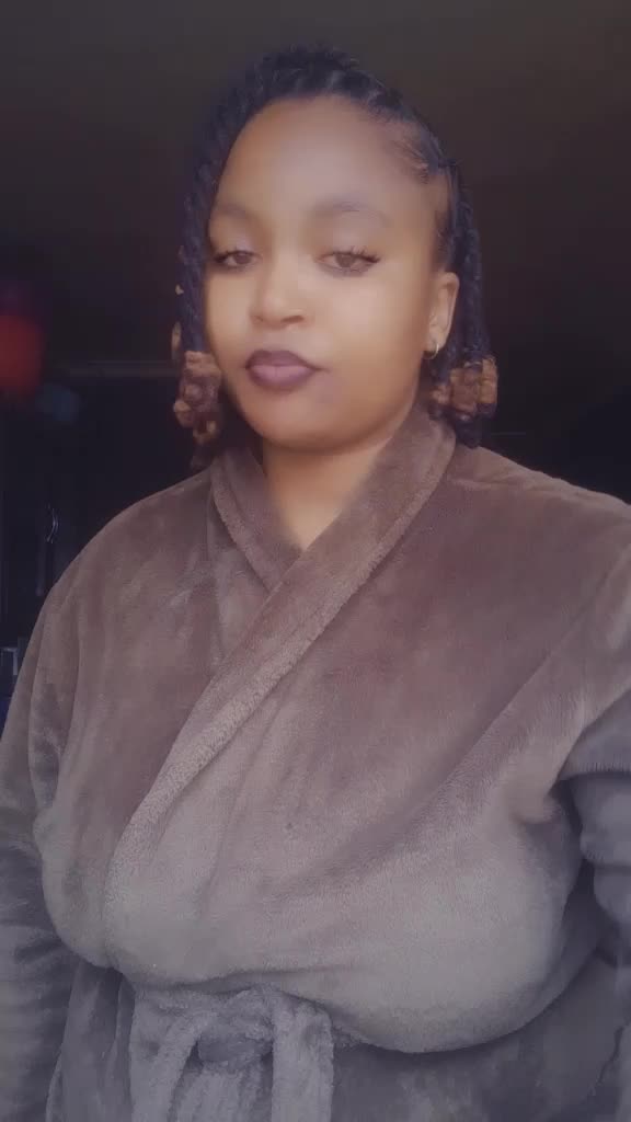 @Queen Zeeh Mamkhuma
