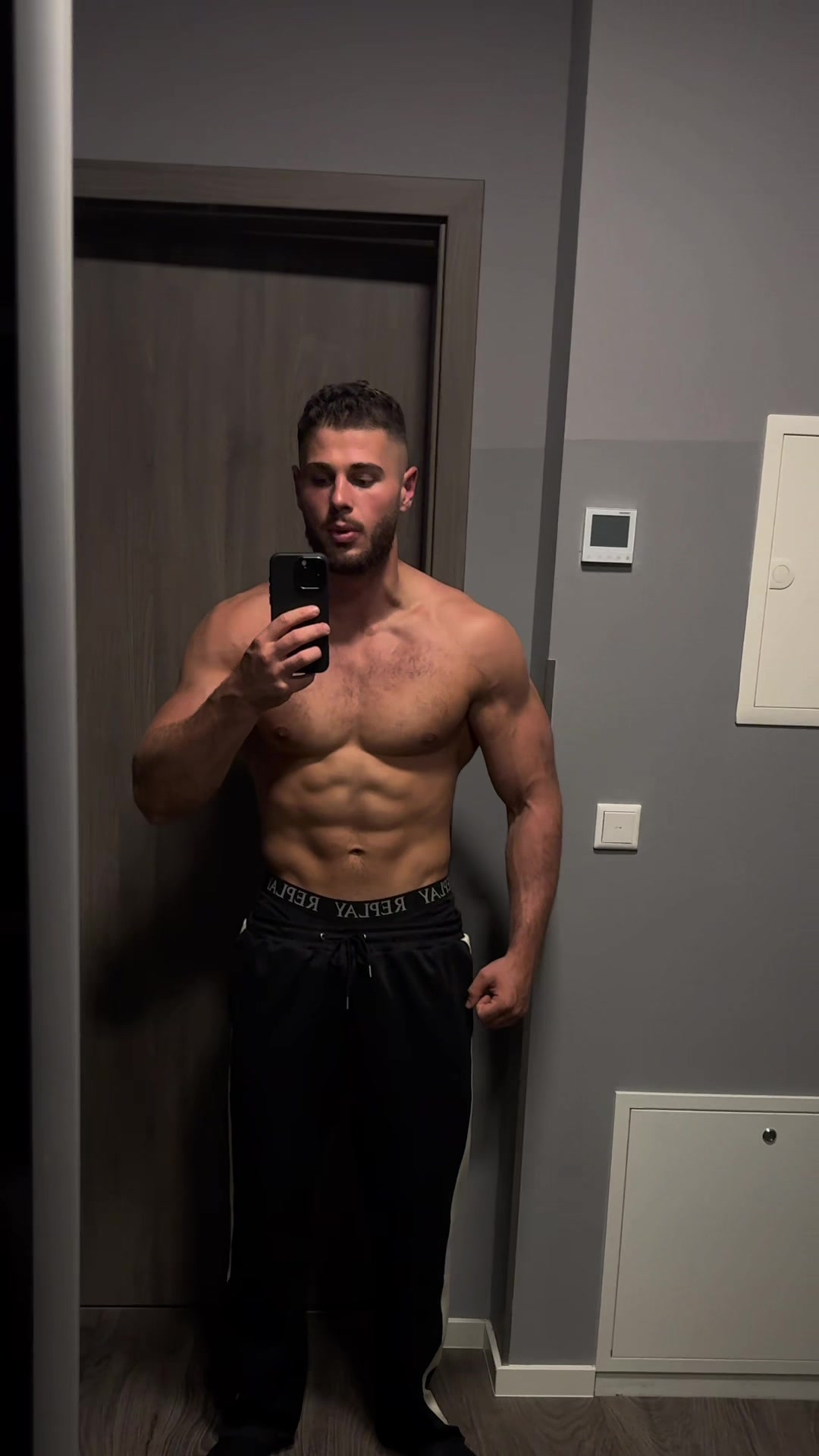 @ayi.athletic
