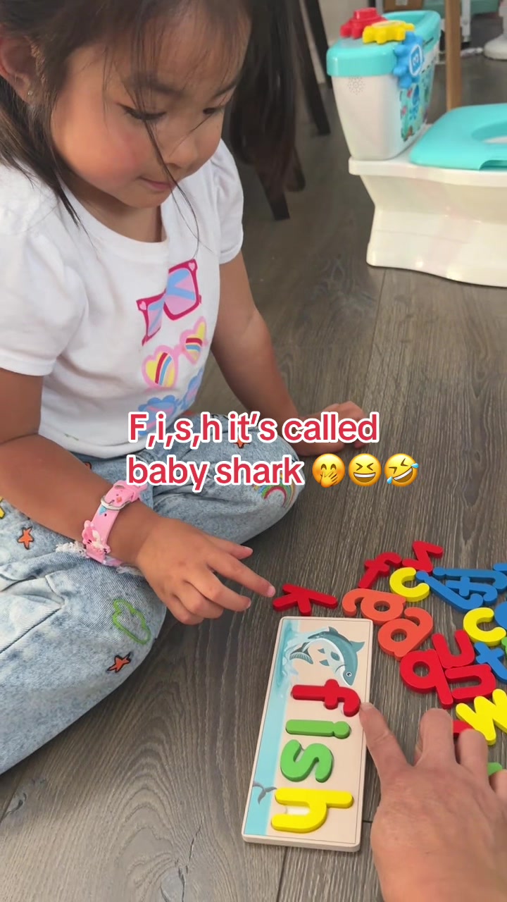 @Ellen Ellie 🇺🇸🇰🇭