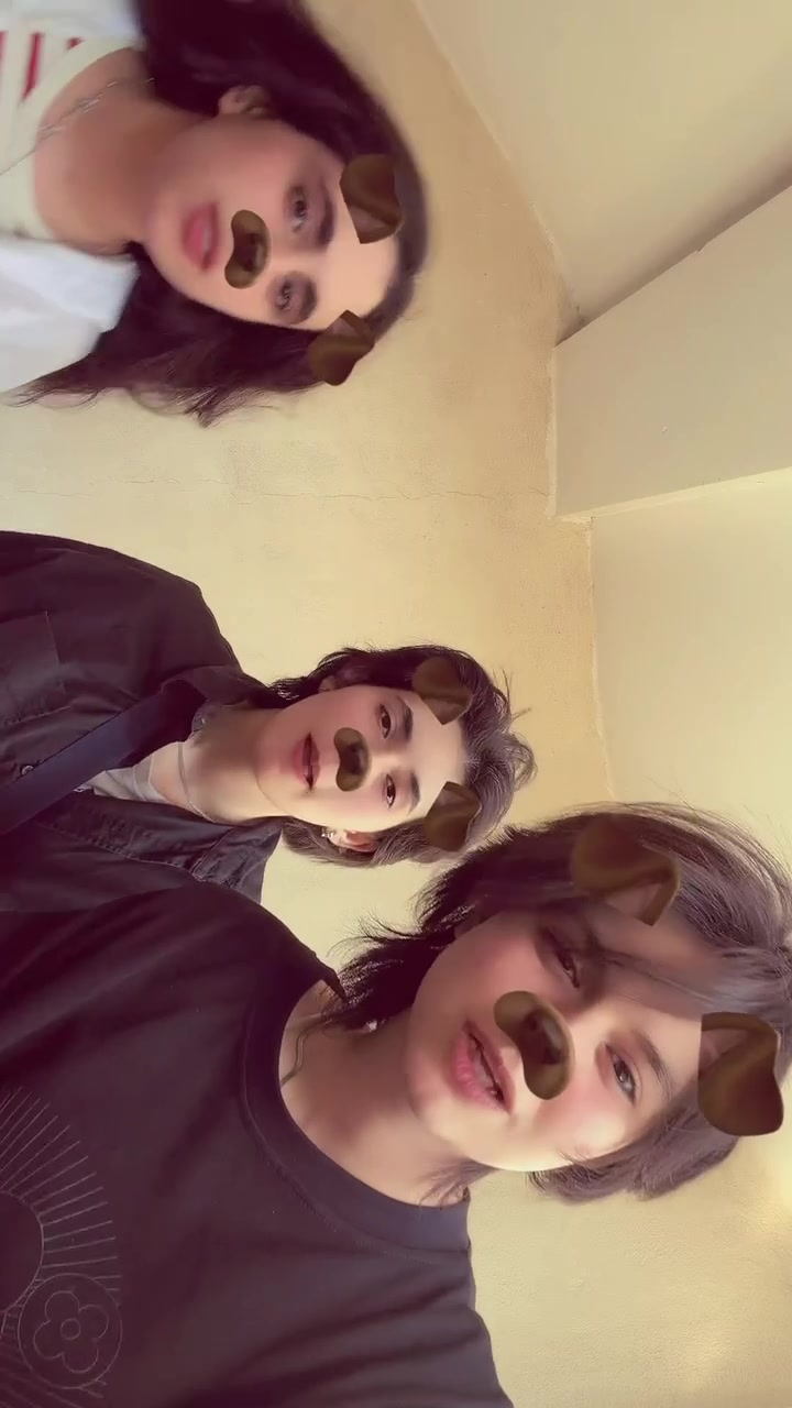 @K.