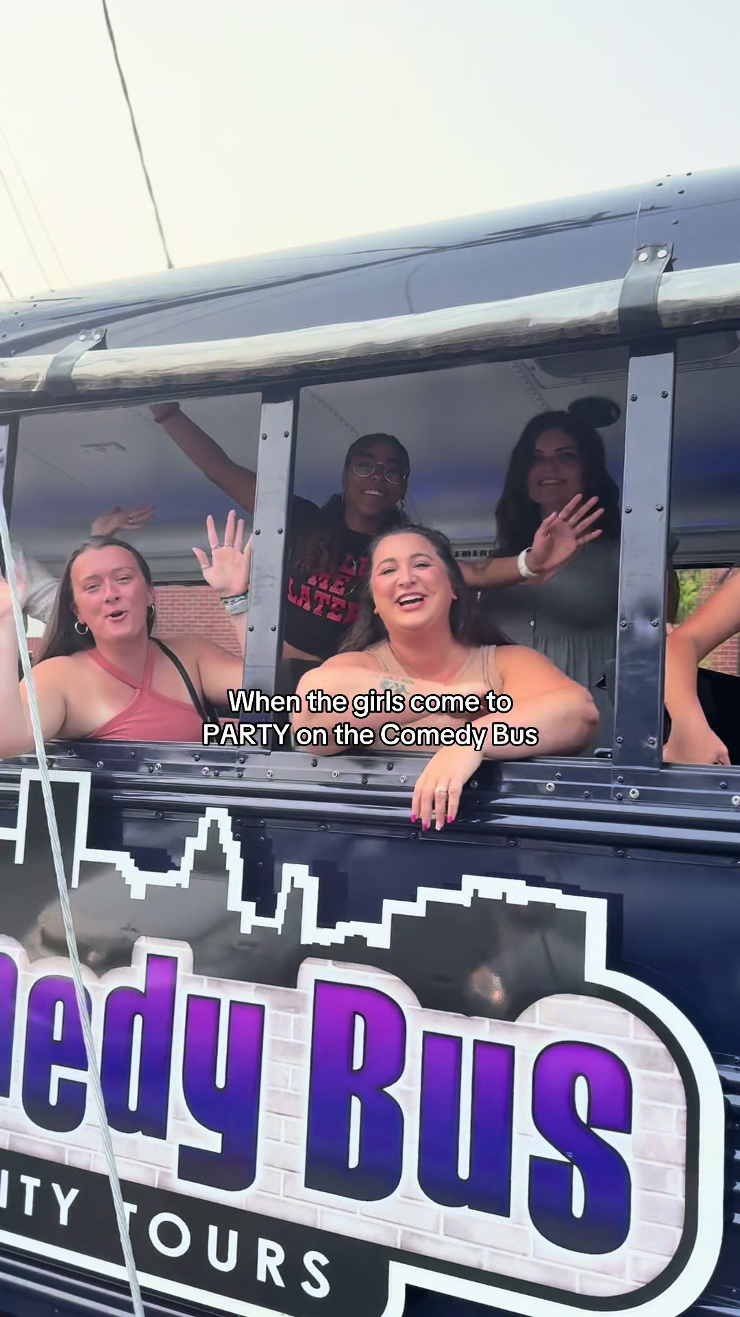 @Comedy Bus