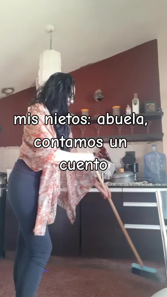 @paola correa