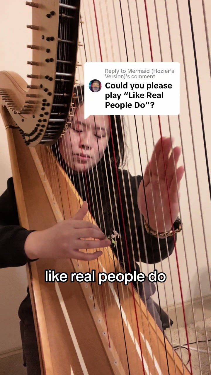 @kelseyshamharp