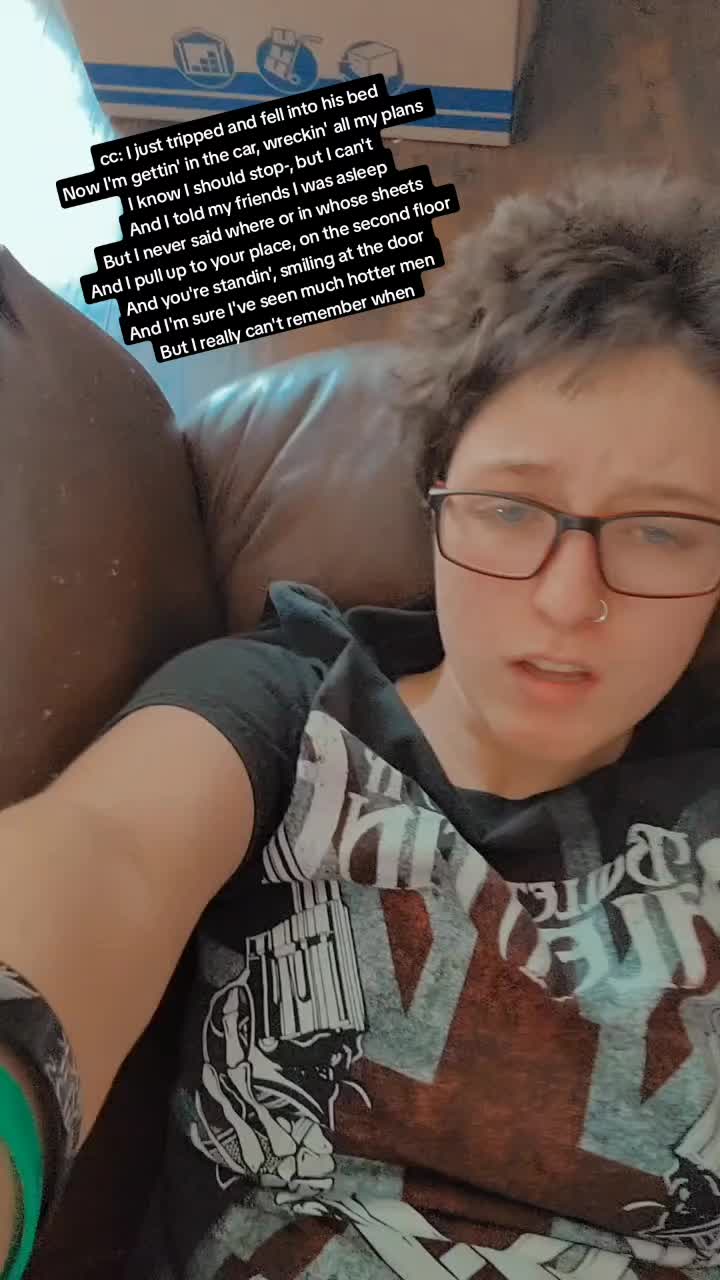 @Dally 🖤💜