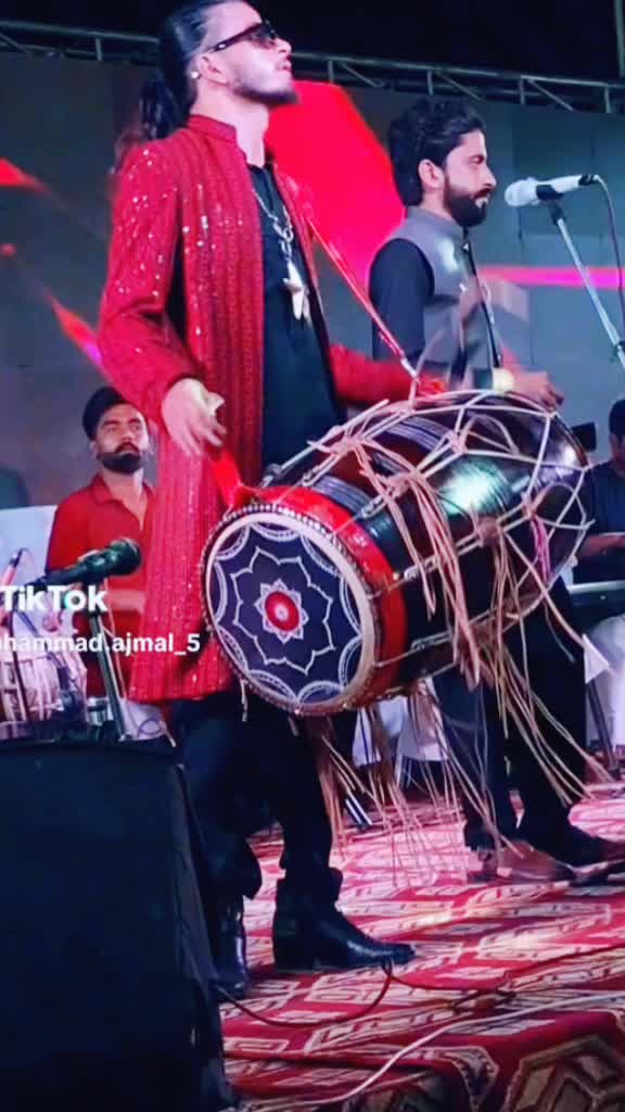 @𝐍𝐔𝐌𝐀𝐍 𝐊𝐇𝐀𝐍🎙️🇵🇰