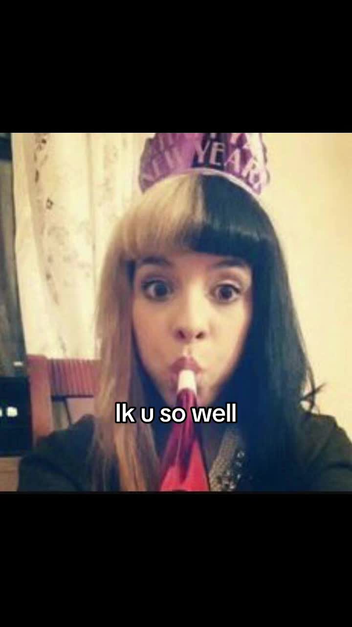 @Melanie Martinez fanpage