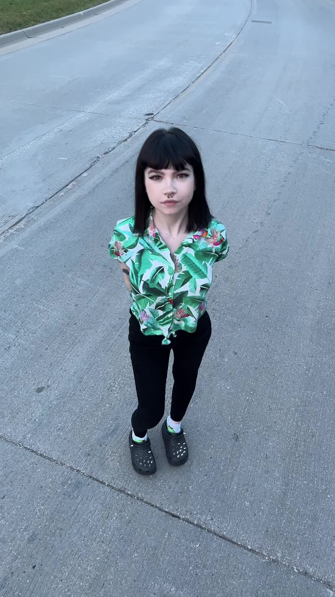@xxvioletaddamsxx