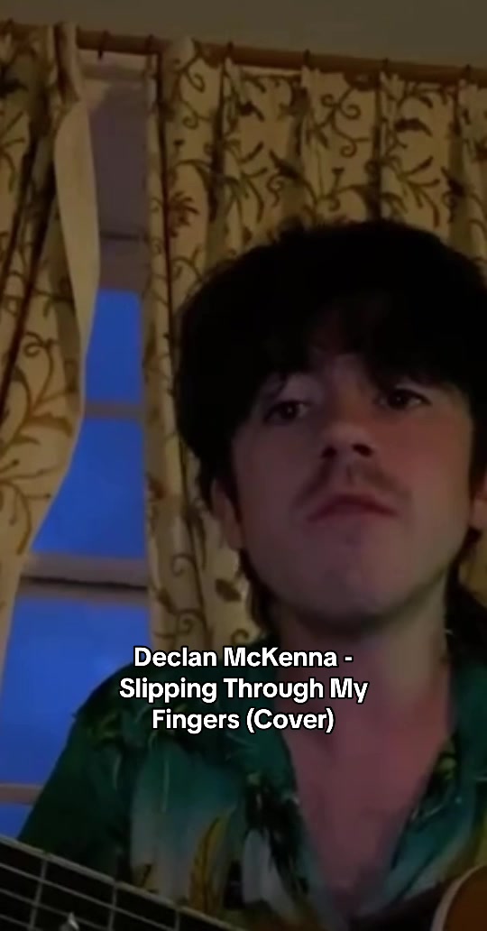 @Declan McKenna Daily
