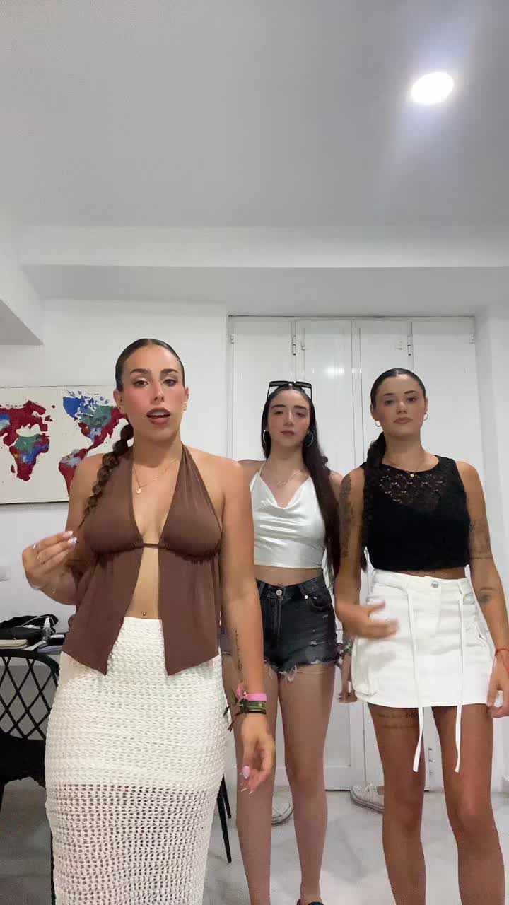 @_desireyes_