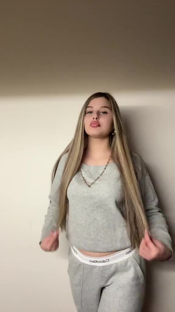 @ℋ𝒪ℒℒ𝒰̀ℬ𝒪𝒱𝒜̀ 𝒩𝒶𝓉𝒶𝓁𝓎́