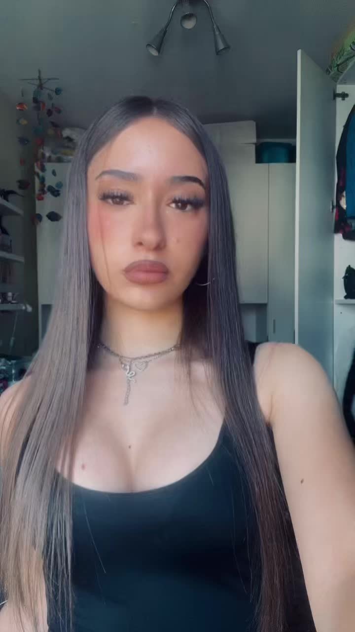 @_.eelena__