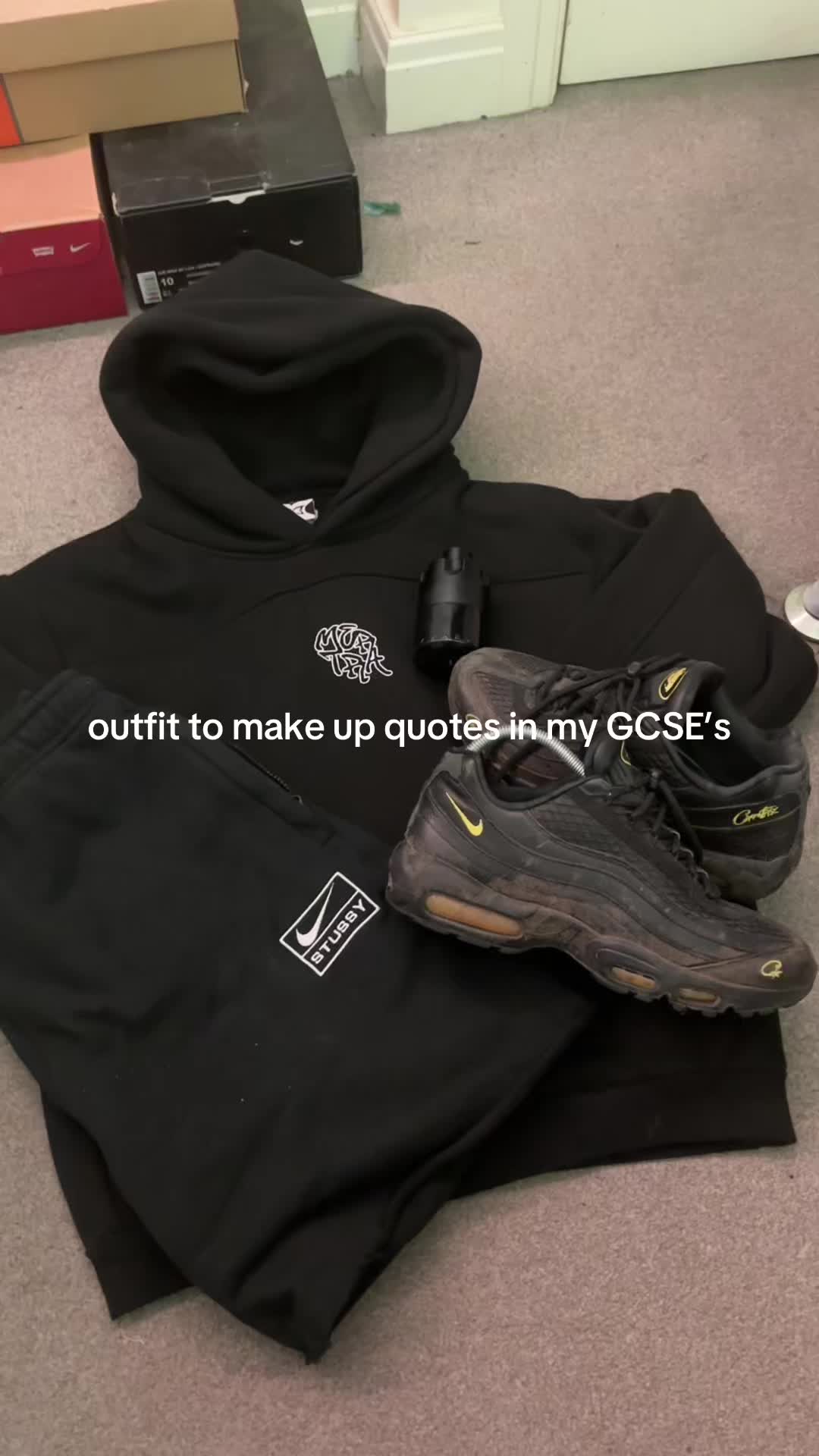 @STRTWR 🌑