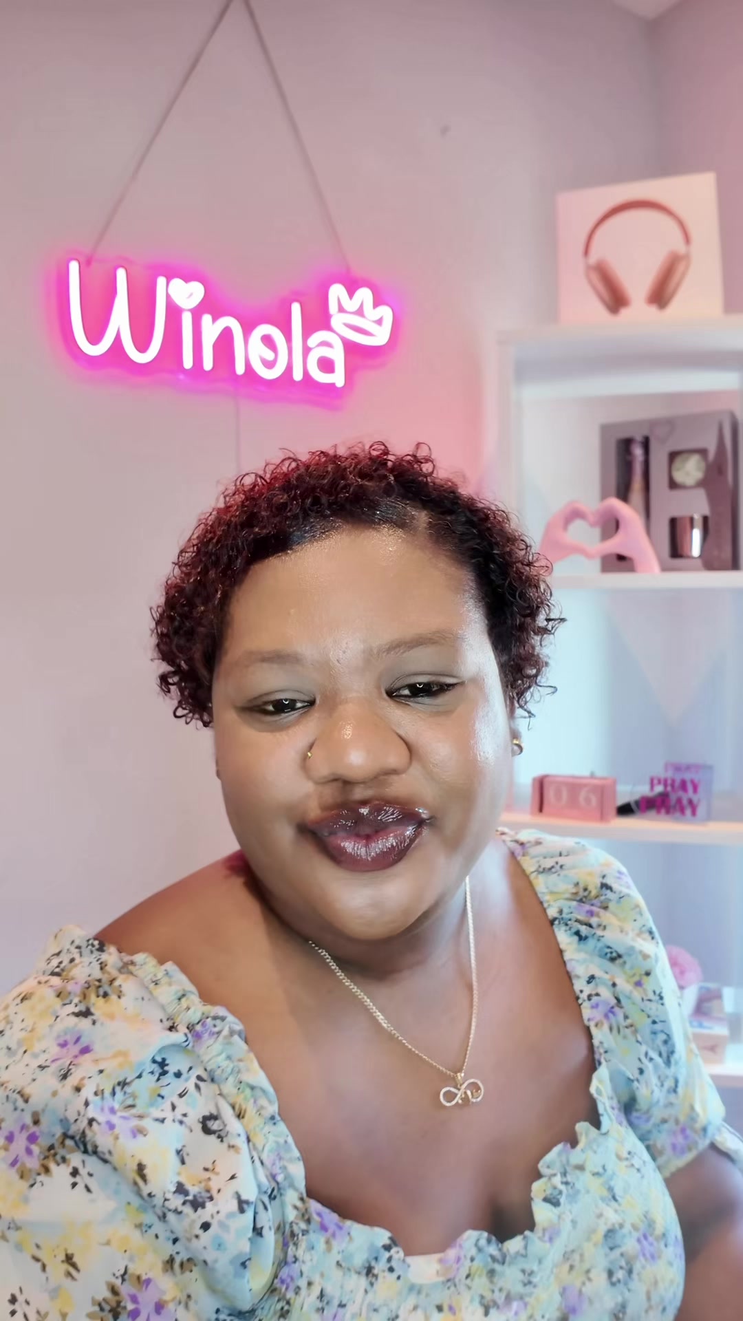 @Winola | life+vlogs+beauty💋