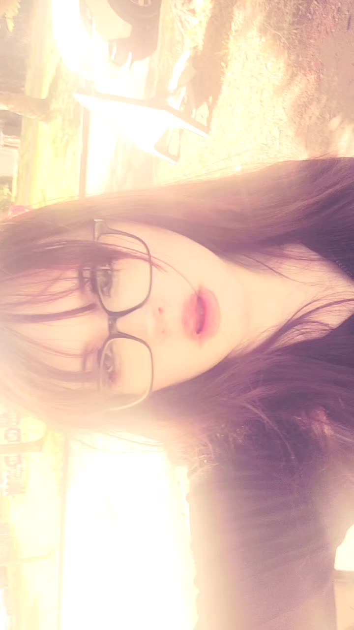 @𝓡𝓮𝓭 𝓿𝓮𝓵𝓿𝓮𝓽。‧˚ʚ🐇ɞ˚‧。