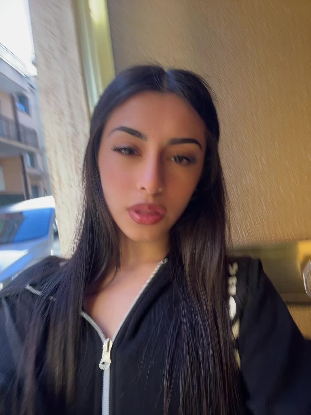 @alessandra.sir