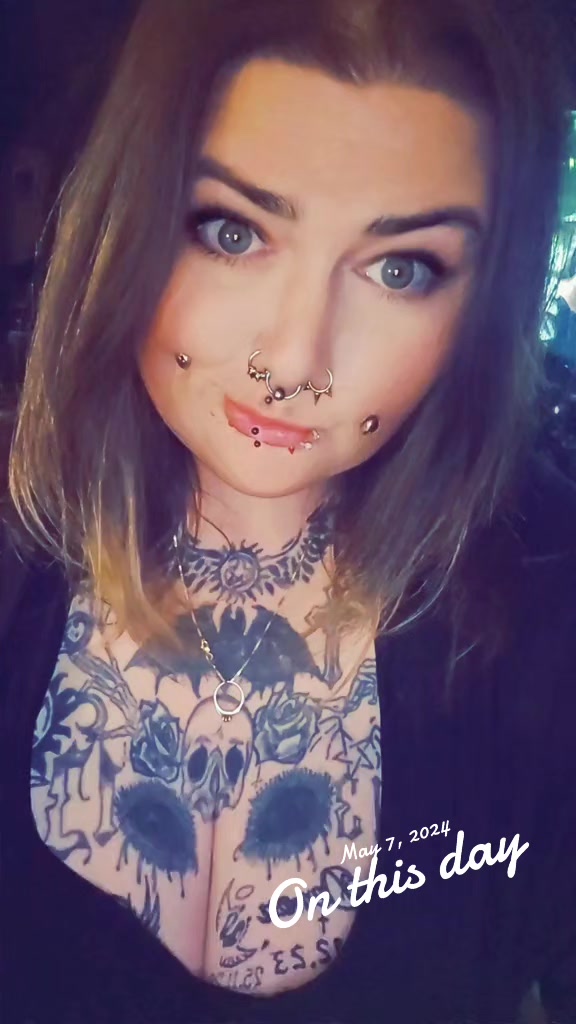 @Mandii 💀 🇨🇦