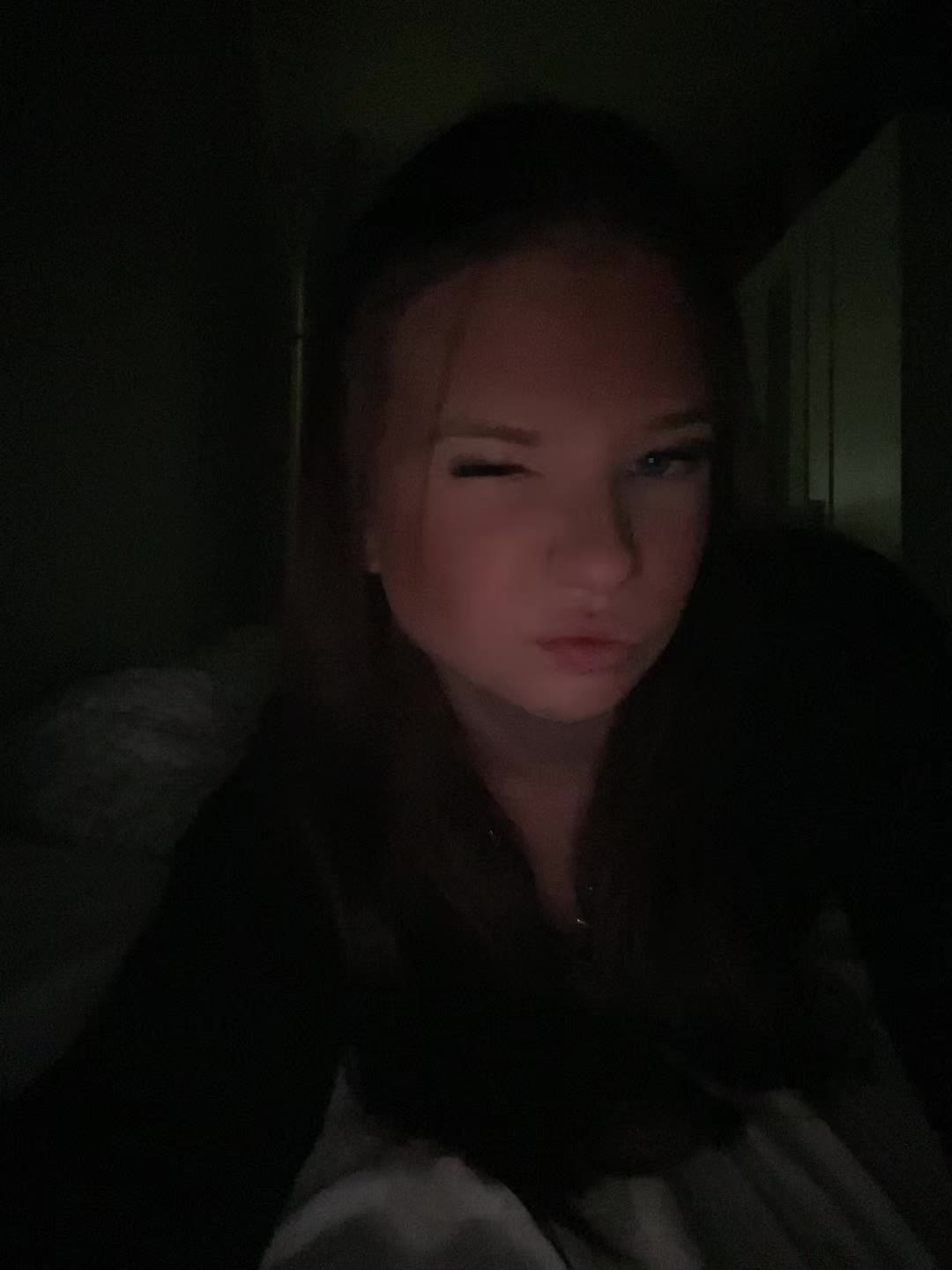 @𝓔𝓿𝓮𝓵𝓲𝓷𝓪
