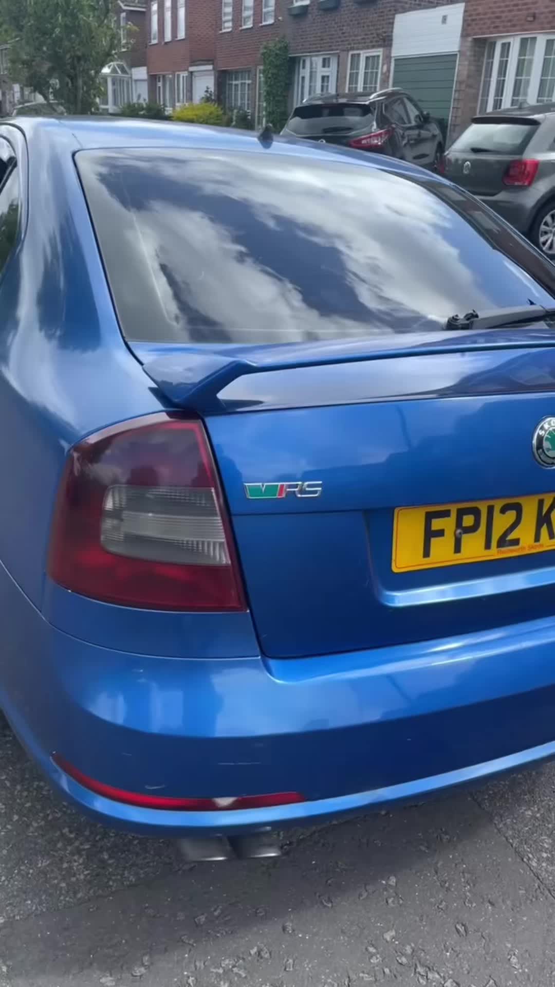 @bluvrs_skoda
