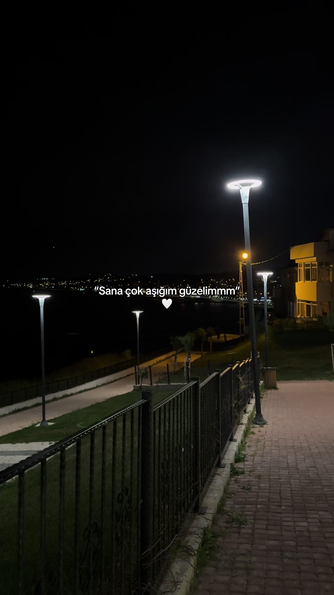 @userlyrics777