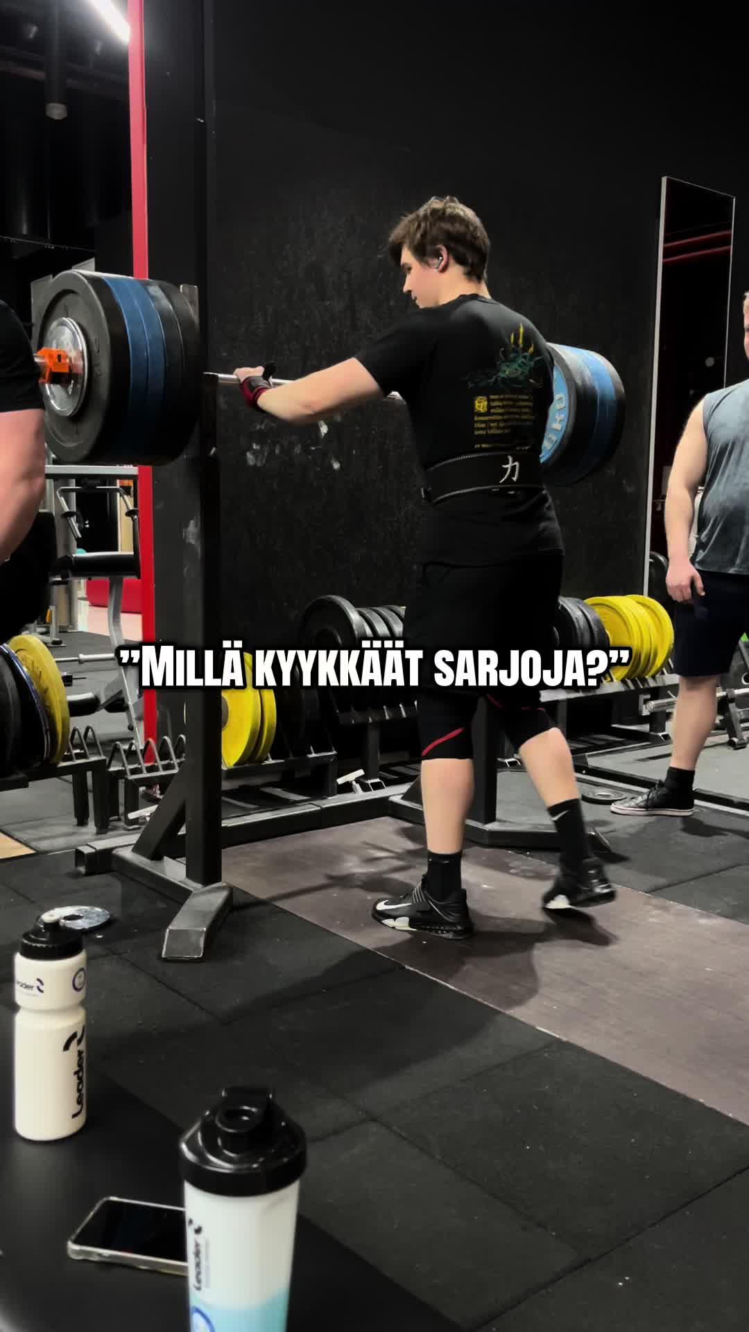 @hyttisenjani