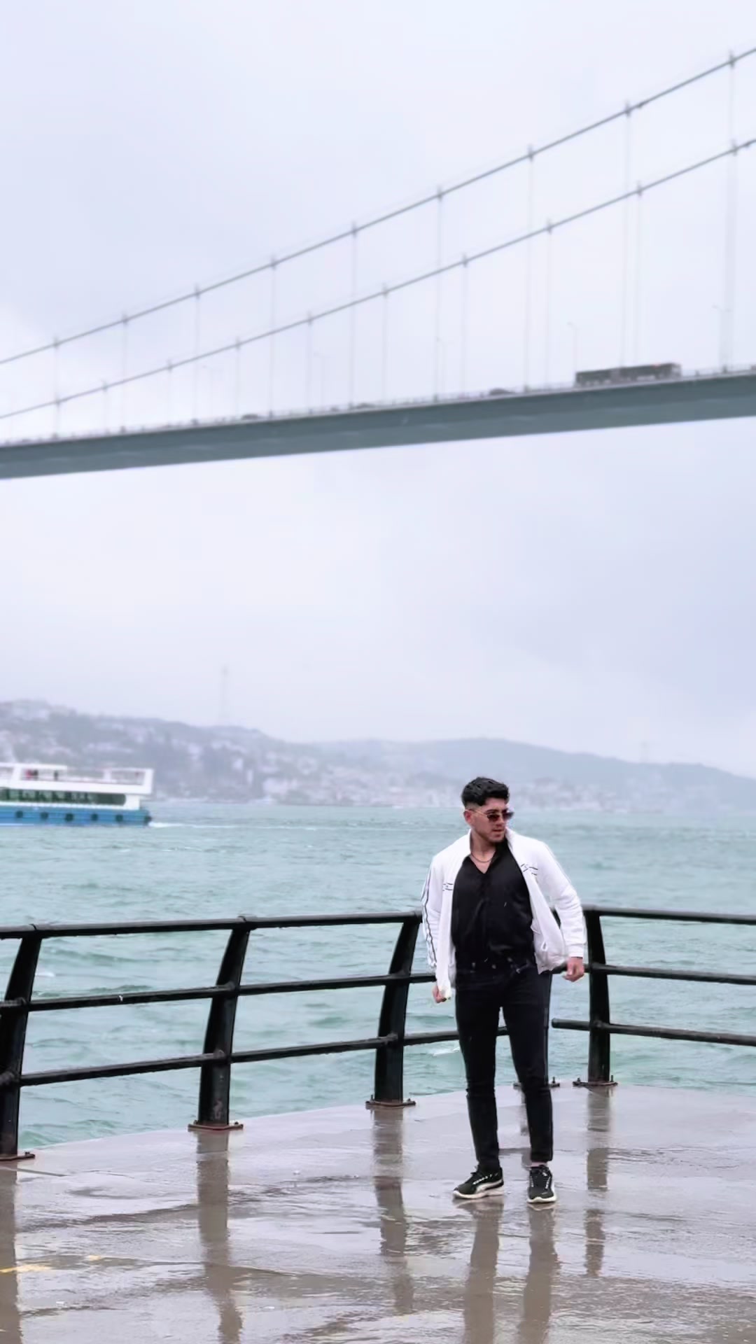 @E. G&uuml;neş