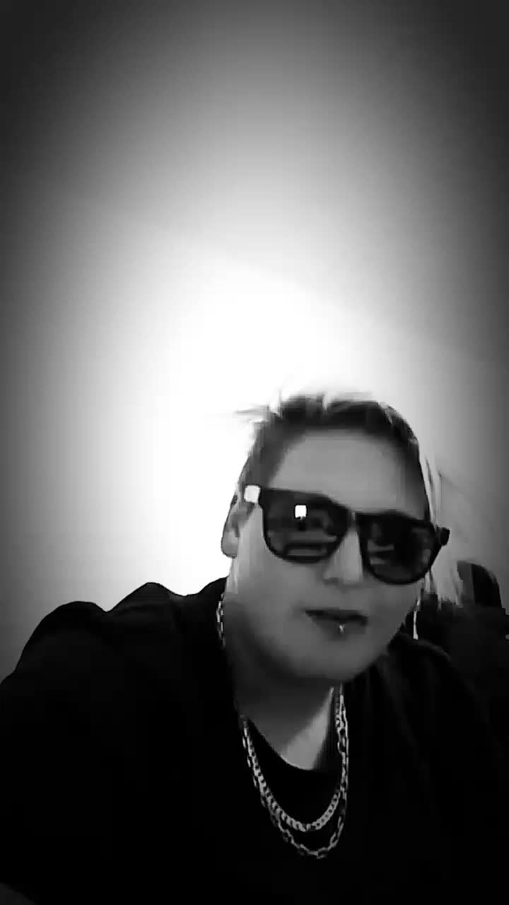 @💙Drago Sharp Zemanov&aacute;