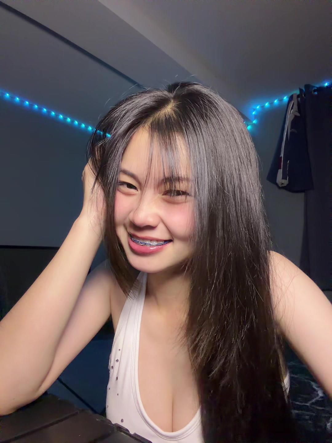@อ้าม