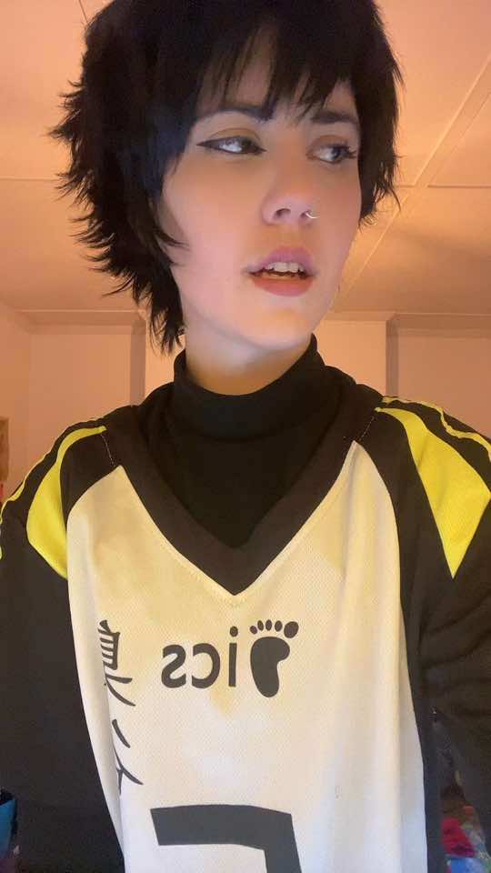 @🐊 AnxiousAcosplay🦈