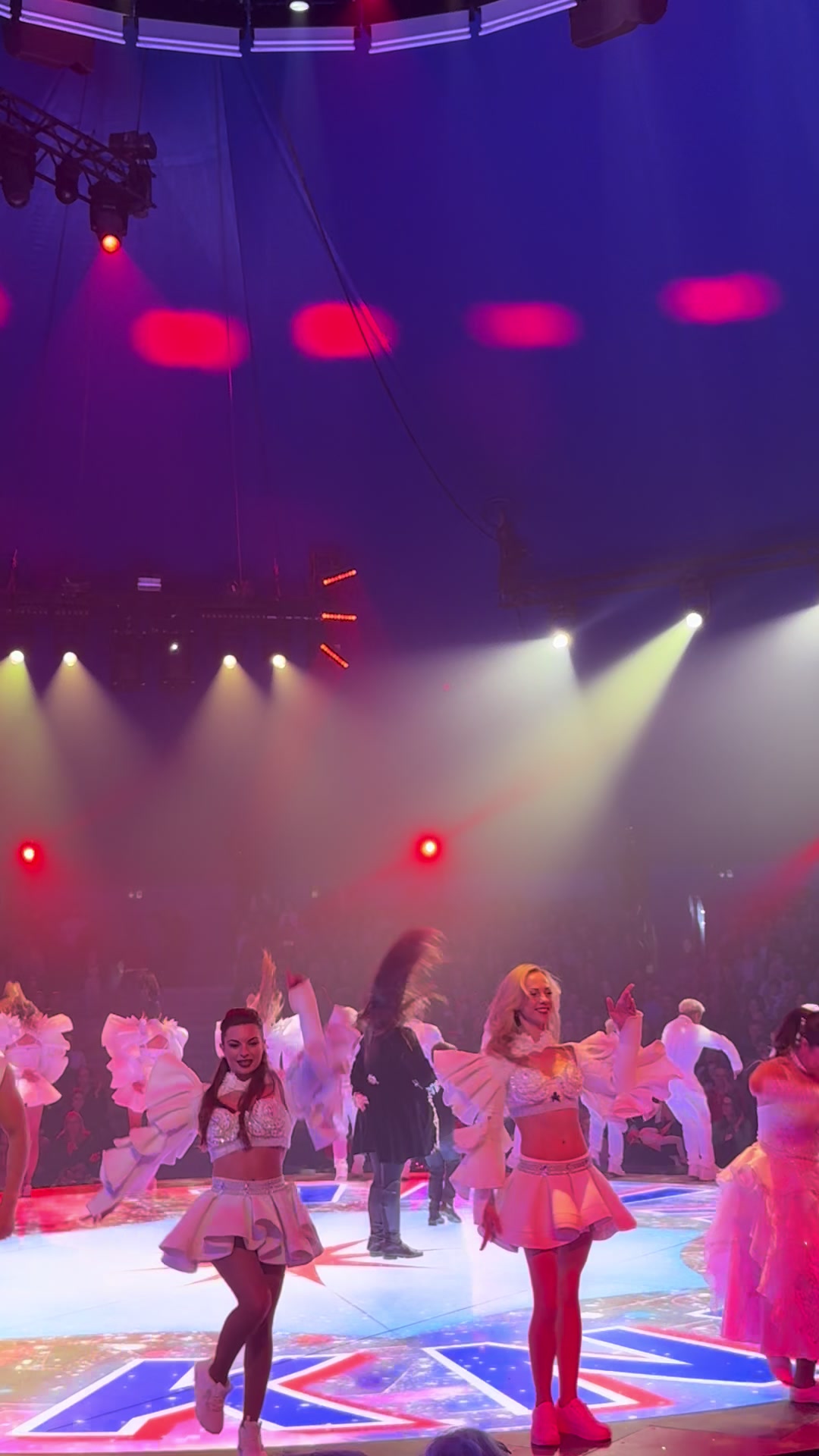 @𝕹𝖆𝖏𝖆𝖍 𝖅𝖍𝖆𝖗 🇨🇭