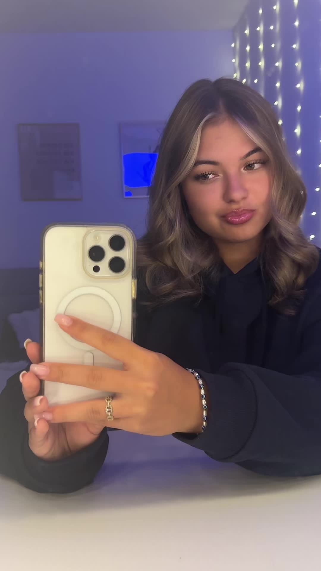 @𝐶𝑎𝑡ℎ𝑙𝑦𝑛
