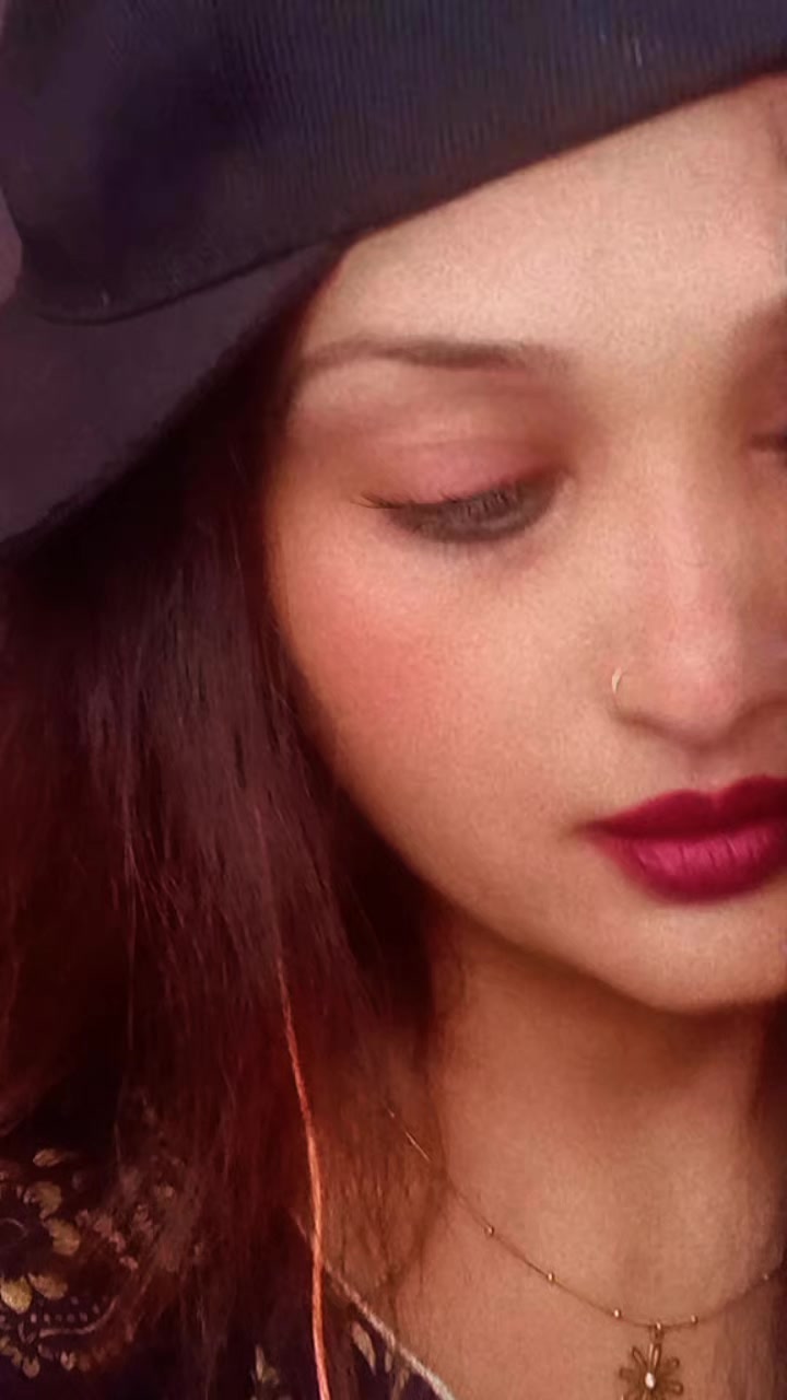 @✷🦋MISS◕❥◕KOMAL🦋✷