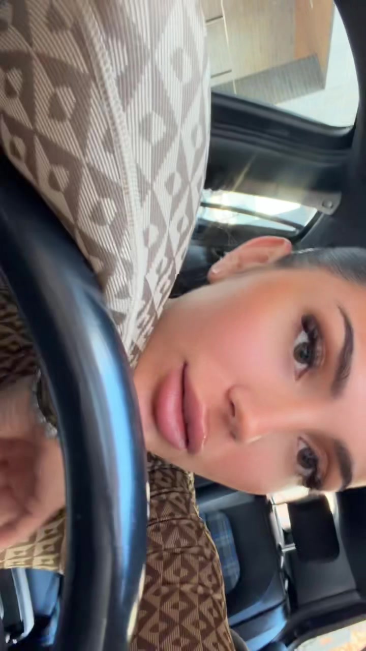 @b💕