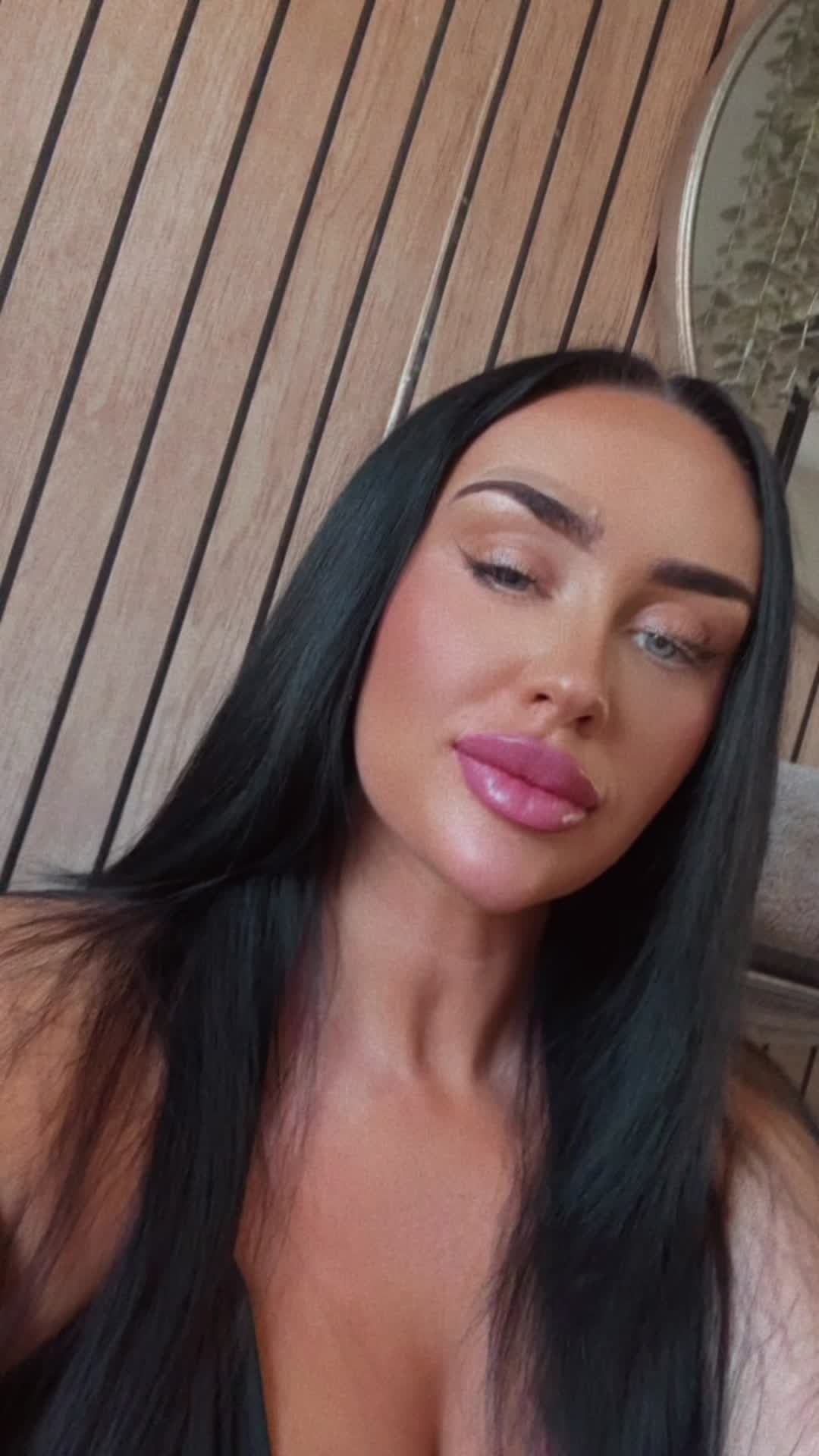 @JADE MARIE
