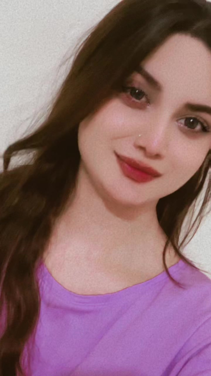 @Emaan🕊️✨