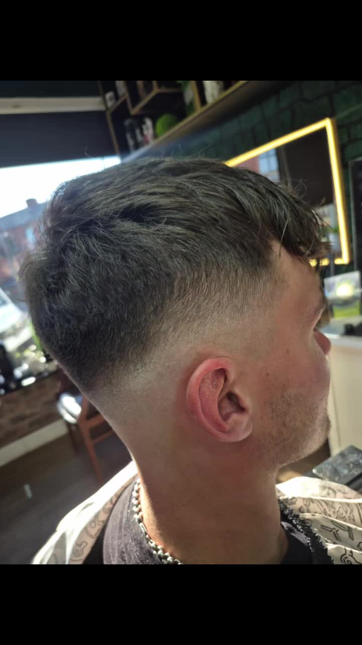 @Ez.style barber