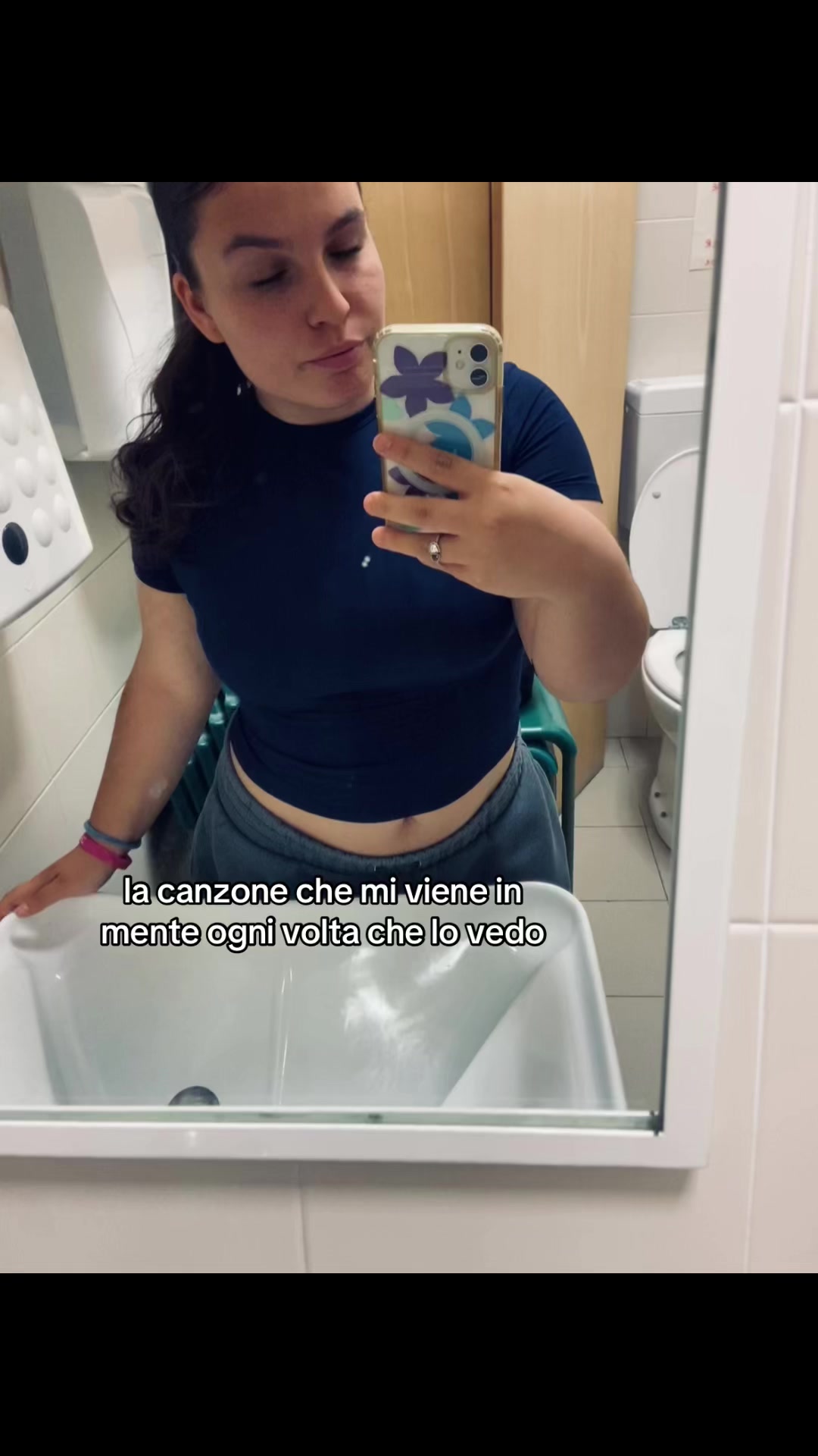 @A N N E 🕷️
