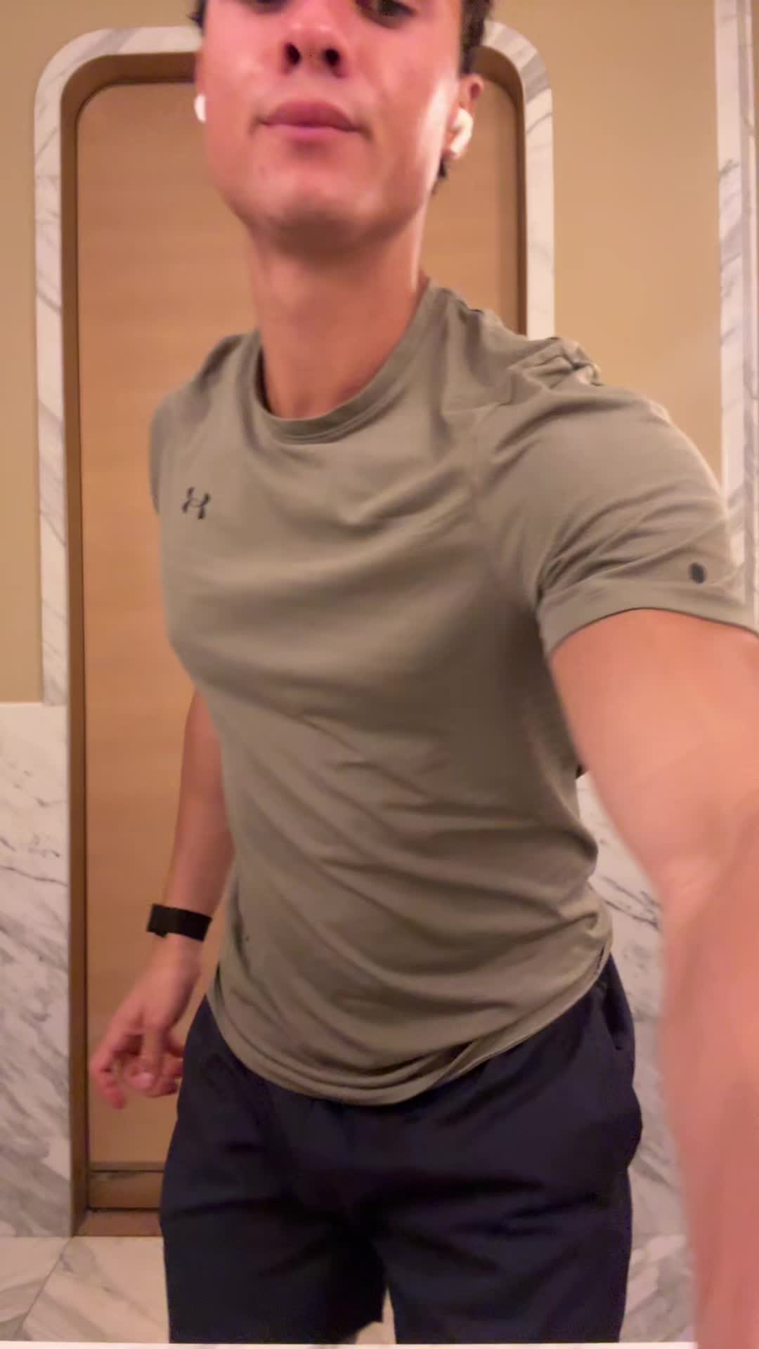 @justinvanderveen